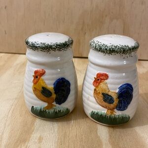 Vintage Alco Ceramic Rooster Salt & Pepper Shakers